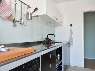 Apartment Barth Features 9