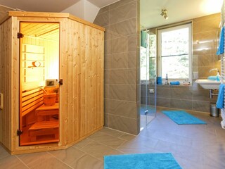 Badezimmer mit Sauna