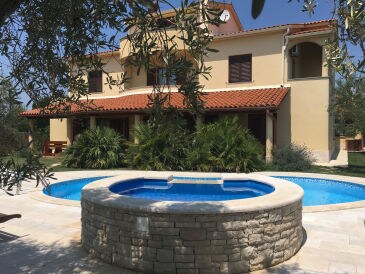 Villa for large family