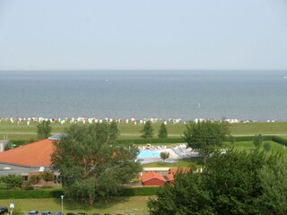 Schwimmbad und Strand