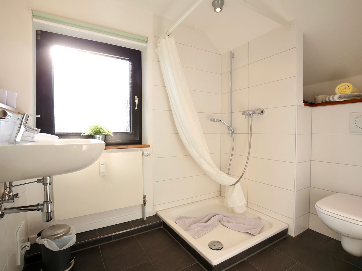 Modernes Badezimmer