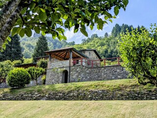 Ferienhaus Camporgiano Außenaufnahme 2