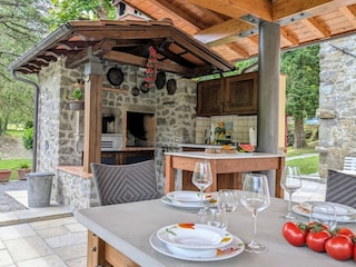 Vakantiehuis Camporgiano Buitenaudio-opname 4