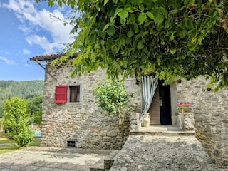 Ferienhaus Camporgiano Außenaufnahme 8