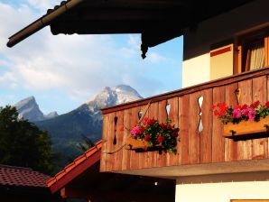 Holiday apartment Berghof Punzenlehen - Bischofswiesen - image1