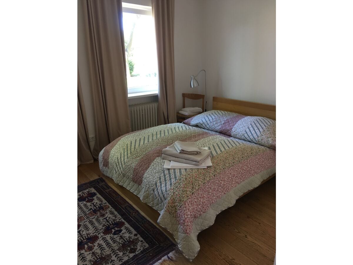 weiteres Schlafzimmer EG