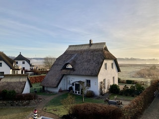 Ihr Blick vom Balkon in Richtung Achterwasser