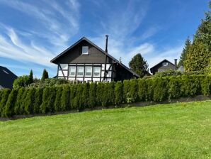 Vakantiehuis Vrijstaande vakantiewoning in het Sauerland dicht bij Winterberg, met terras en tuin - Winterberg - image1