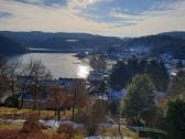 Blick auf den Rursee im Winter