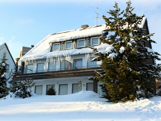 Fewo Ettelsberg-Panorama**** - Haus im Winter