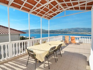 Balkon mit Meeresblick