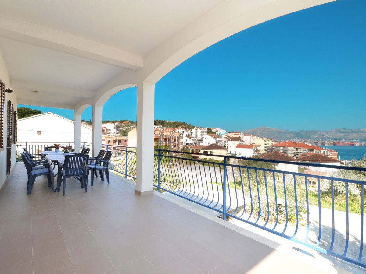 Balcony with sea view