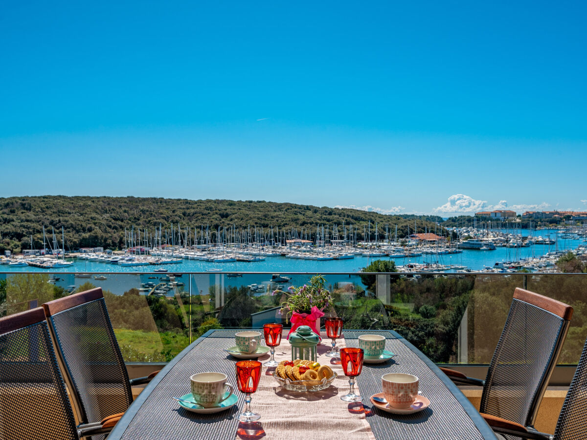 Terrase mit Meerblick