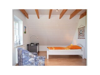 Schlafzimmer mit 2 Einzelbetten im Obergeschoss
