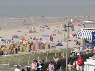 Blick auf den Strand vom Leuchtturm gesehen