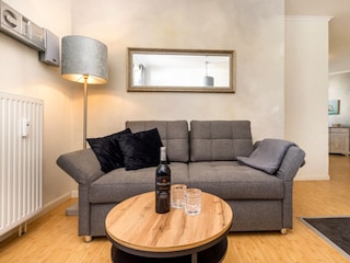 Auf der Couch kann für 1 Kind aufgebettet werden.