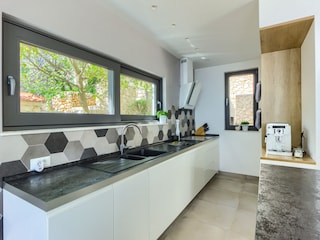 Villa Baška Voda Features 26