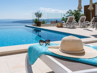 Villa Baška Voda Outdoor Recording 1