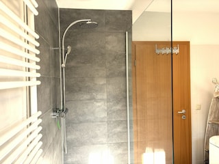Badezimmer 1/1