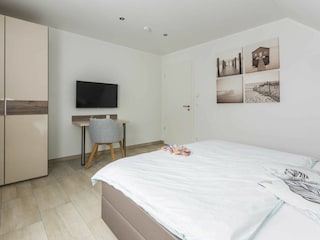 Schlafzimmer 3