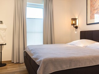 zweites Schlafzimmer mit TV