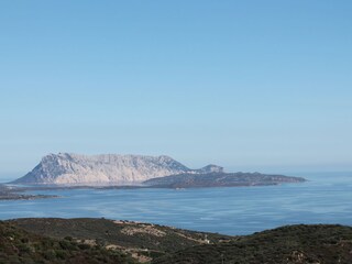 Der Blick vom Haus auf die Insel Tavolara