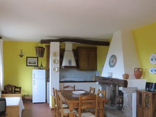 grosser Küchen/ Wohnraum unten