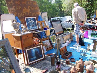 Antique and flea market at Grimaud