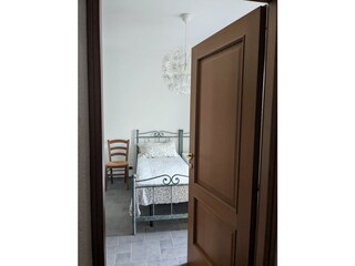 Schlafzimmer 2 mit 2 Betten
