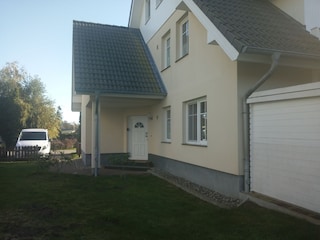 PKW Stellplatz  u.eigener Hauseingang