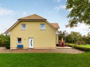 Modern appartement aan de Oostzeekust met terras - Hoornstorf - image1