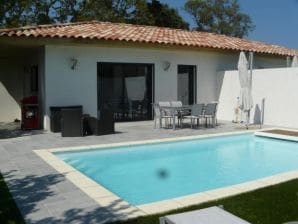 Villa avec piscine chauffée près de la plage de Saint-Cyprien