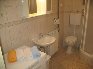 Holiday house Karlobag Bathroom 25