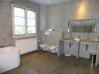 Badezimmer 1.OG