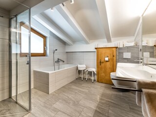 Appartamento per vacanze Seefeld in Tirol Bagno 23