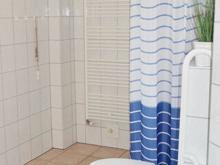Duschbad unten ebenerdig