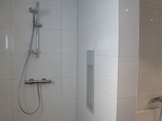 `t Duinhuis Badezimmer