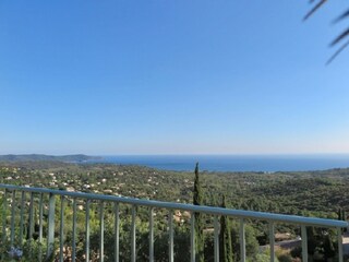 Villa H045 with infinity pool and sea views