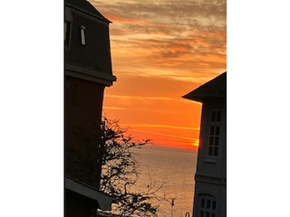 Sonnenaufgang aus dem Schlafzimmer Fenster