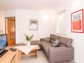 Funktionssofa mit Fernsehecke im Wohnbereich
