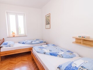 Children's Bedroom with 2 Beds