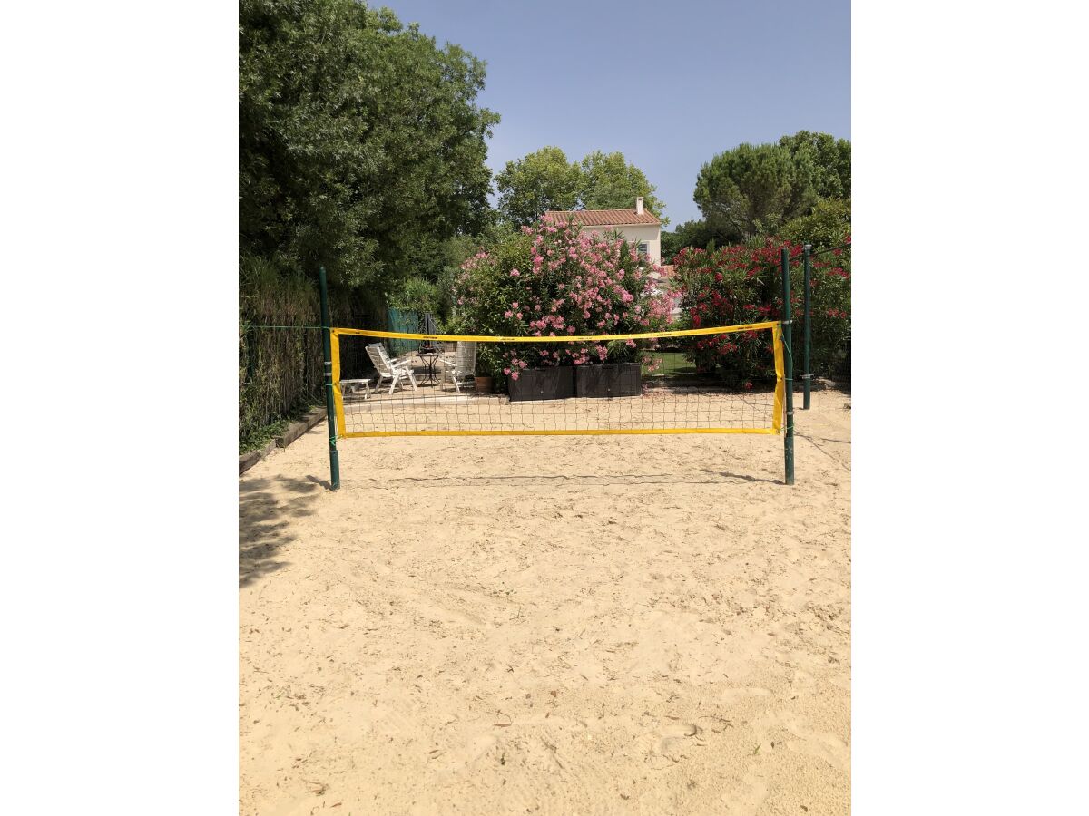 Badminton / Beachvolleyballplatz