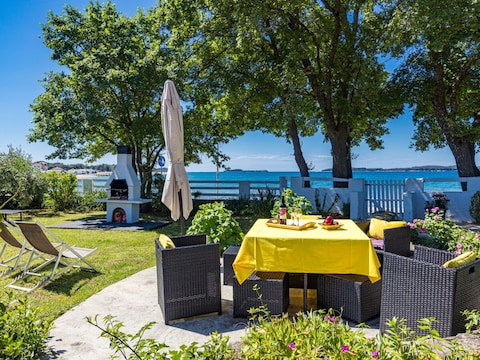Ferienwohnung N. 38, 10 m vom Meer