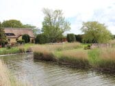 Blick zum Haus und Hafen