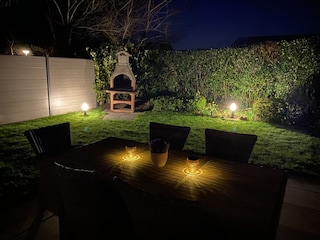 Garten mit BBQ-Grill