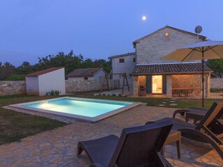 Villa Sasso with pool in Istria - wiibuk.com