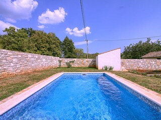 Villa Sasso with pool in Istria - wiibuk.com