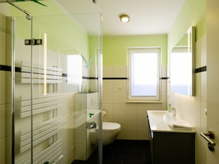 Badezimmer im Untergeschoß
