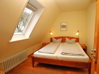 gemütliches Doppelbett