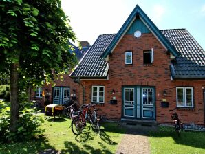 Ferienhaus Strandstraße 8, Ferienwohnungen 12, Green Eilun - Wyk auf Föhr - image1